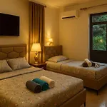 A-vila Golem (Tirana)