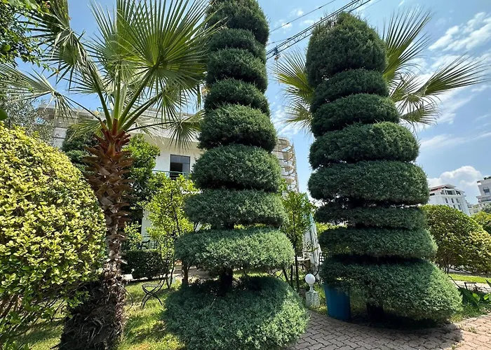 A-vila Golem (Tirana)